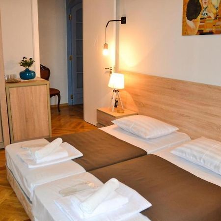 Piccolo Hotel Vake Тбілісі Екстер'єр фото