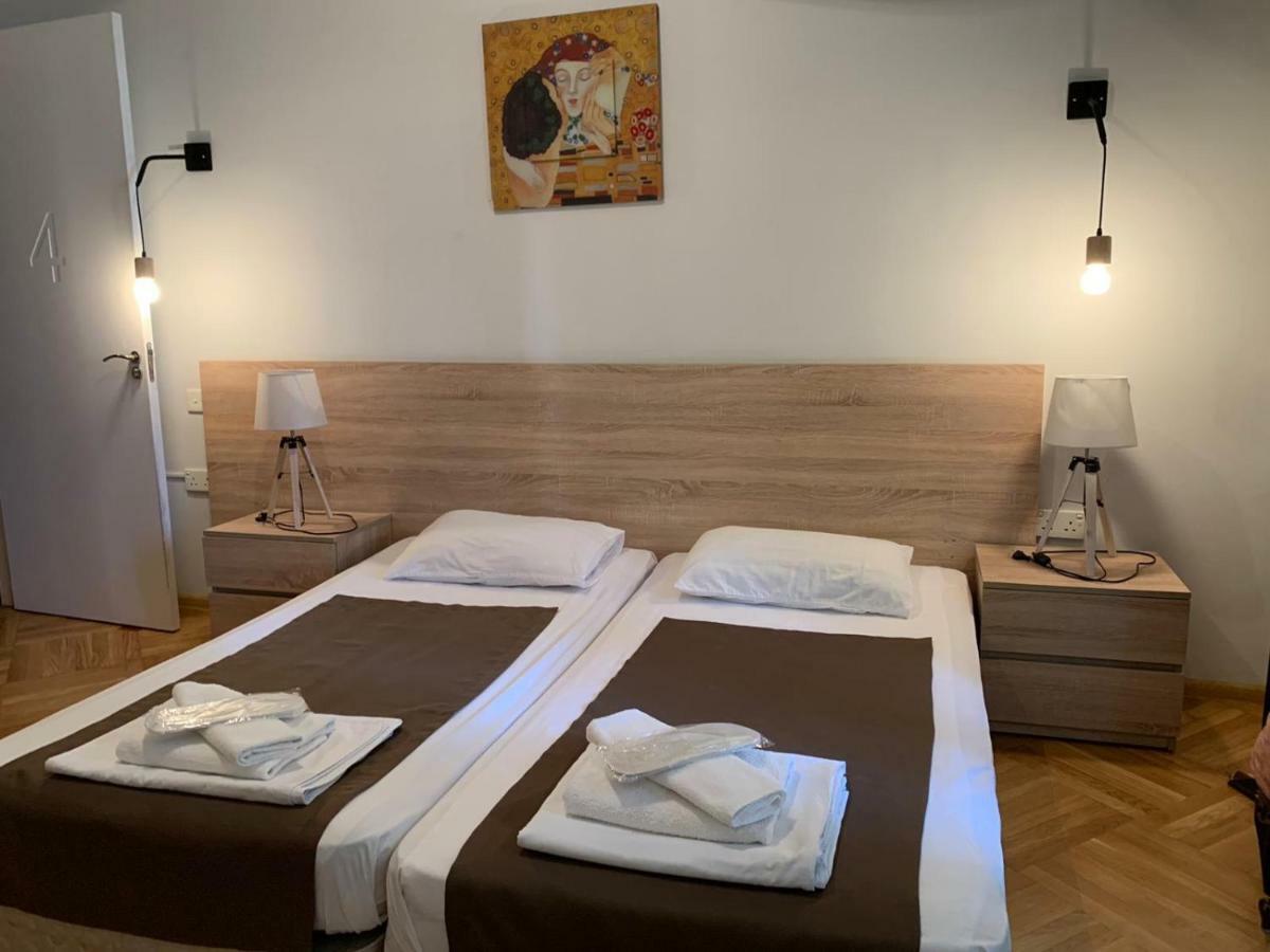 Piccolo Hotel Vake Тбілісі Екстер'єр фото